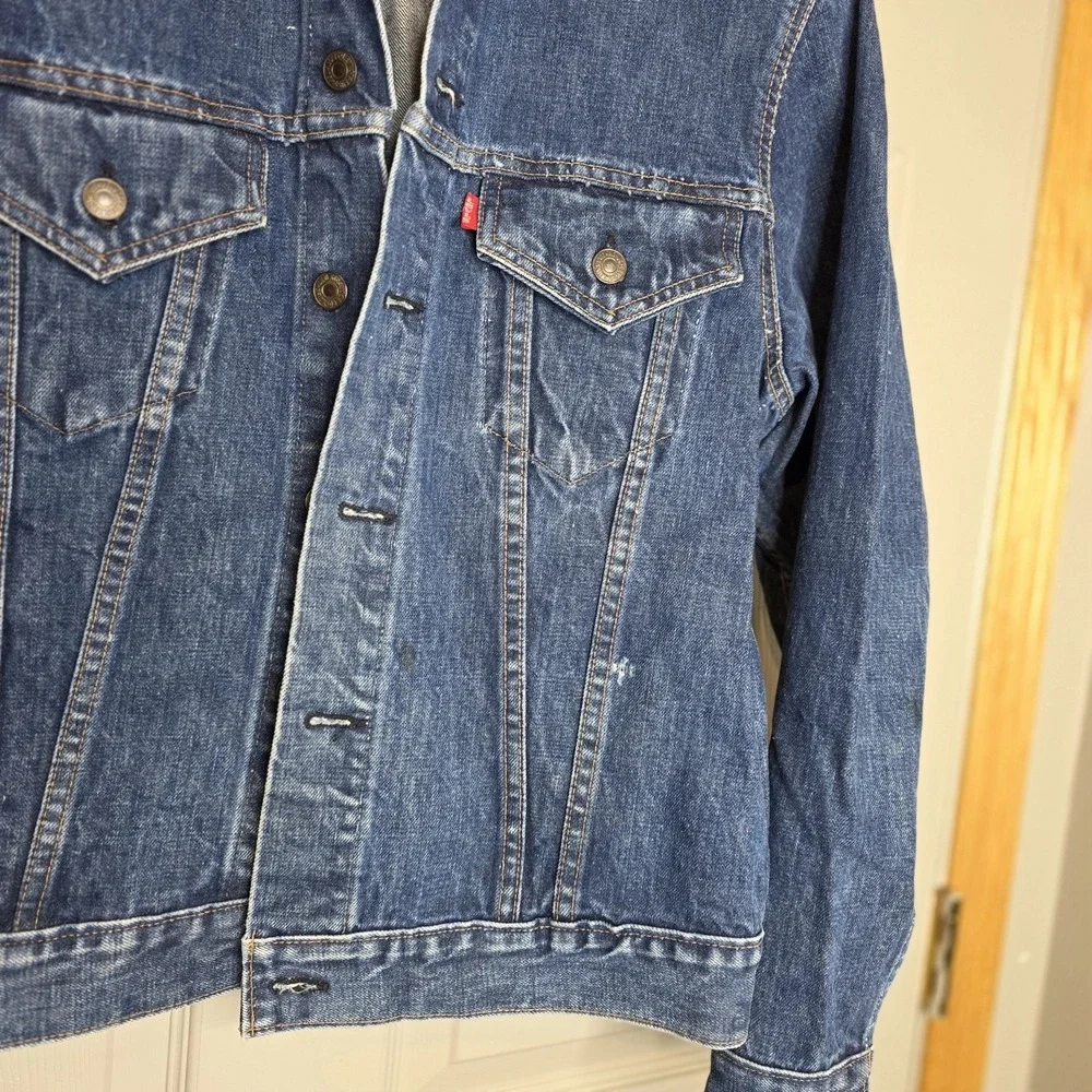 Vintage Levi's Type 3 Medium Blue Denim Trucker Jacket 70505 0217 USA Size 44 - Picture 2 of 11